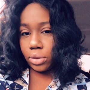 Meet your Posher, Brittani